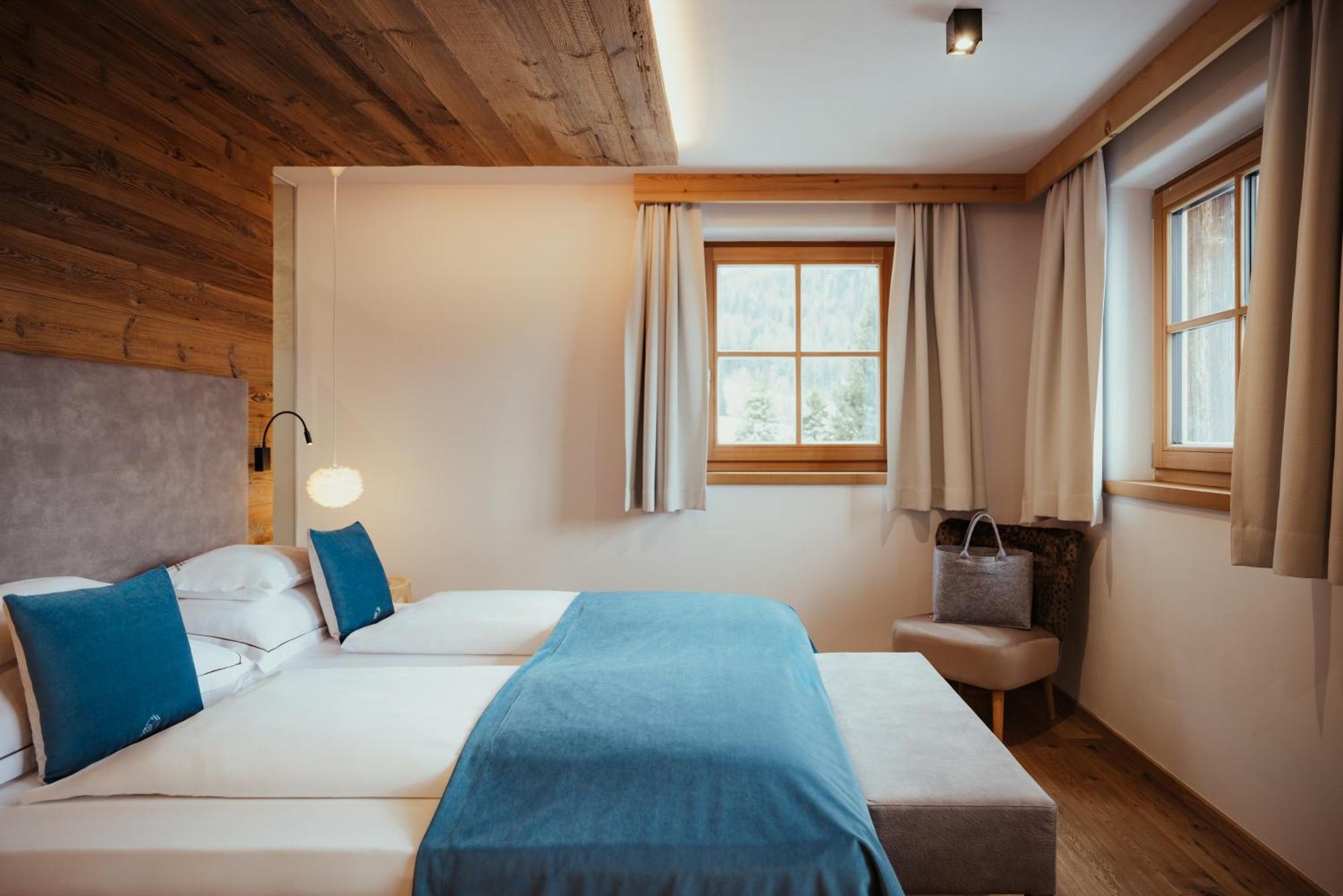 Villa Flora Mountain Lodges ซานกัสซิอาโน ภายนอก รูปภาพ