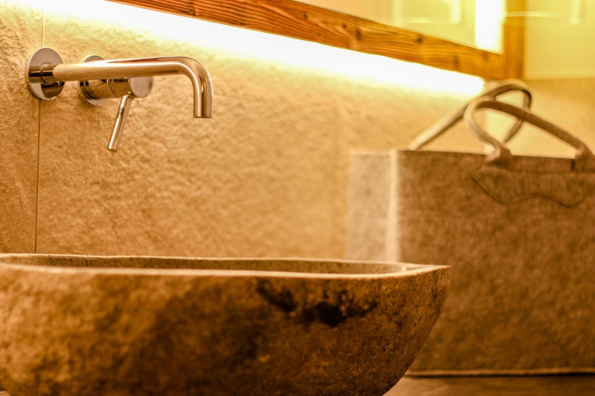 Villa Flora Mountain Lodges ซานกัสซิอาโน ภายนอก รูปภาพ